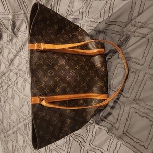 Luis Vuitton Authentic Large Shopping Sac